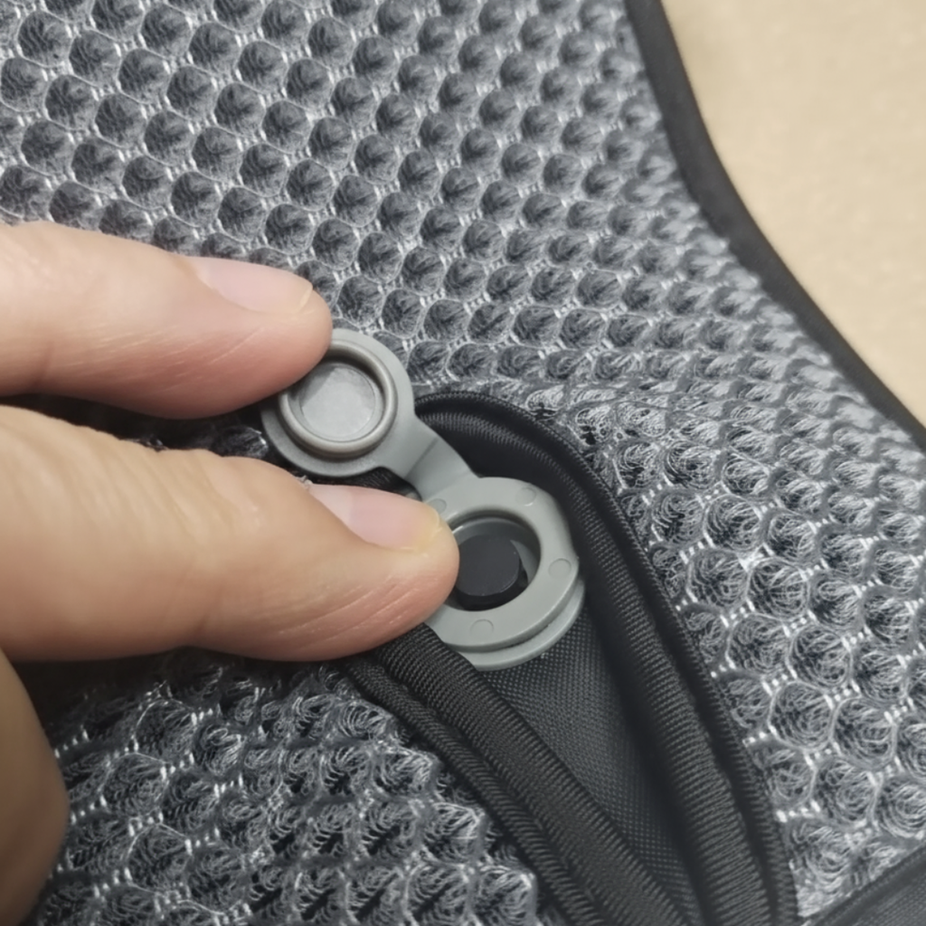 LMXA AeroLift Go – 3D Air-Cell Pressure Relief Cushion with Integrated Easy-Pump Technology