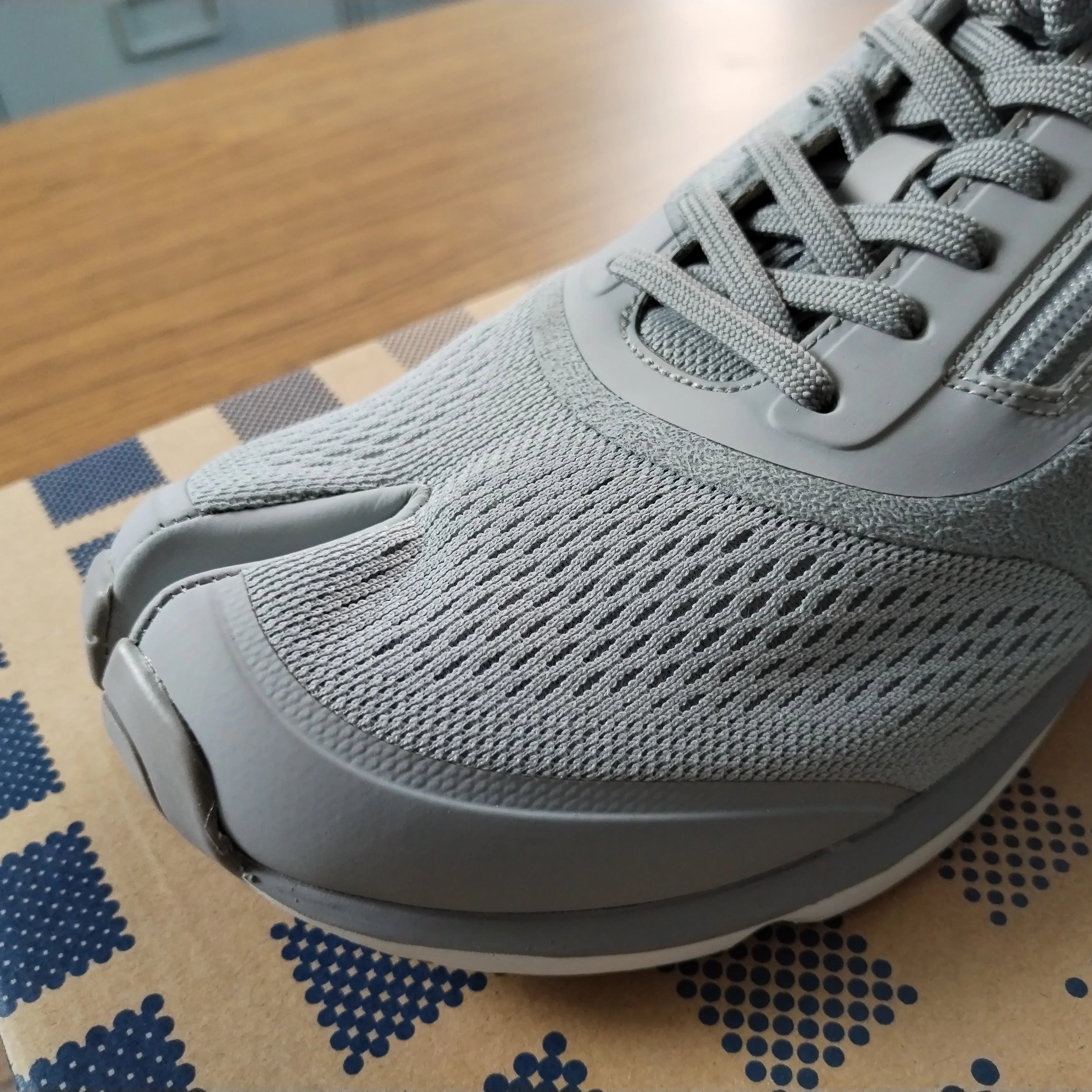 LMXA Lafeet Adaptive Tabi Walking Shoes – Split-Toe Stability for Improved Gait & Fall Prevention
