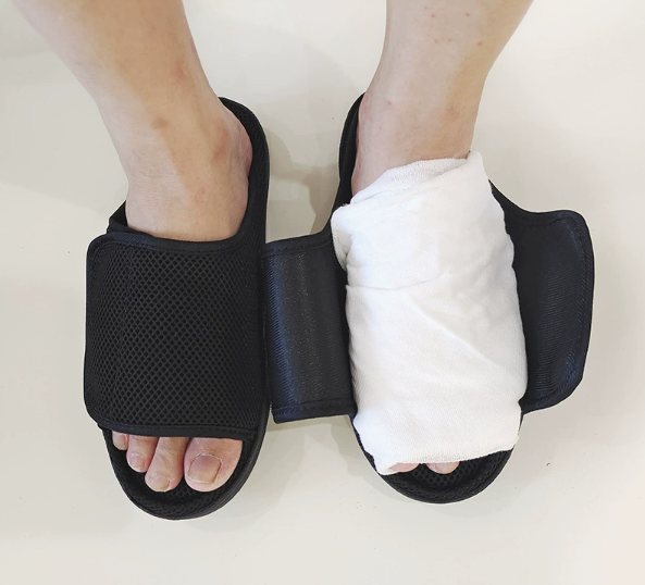 LMXA Neuro-Glide Adjustable Post-Op Recovery Slipper – Fully Openable, Deep-Channel Diabetic & Swelling Support Shoe with No-Drill Velcro Closure for Independent Seniors and Injury Recovery